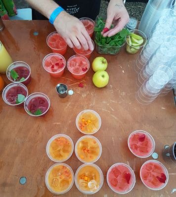 Erilaisia drinkkejä Napuesta