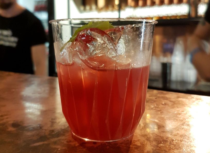 Kyrö Napue drinkki Red&Rye