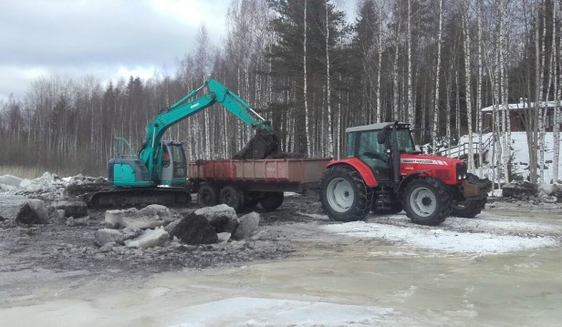 Ruoppaus maa-aines poiskuljetus