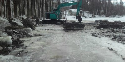 Rannan-ruoppaus-kaivurilla